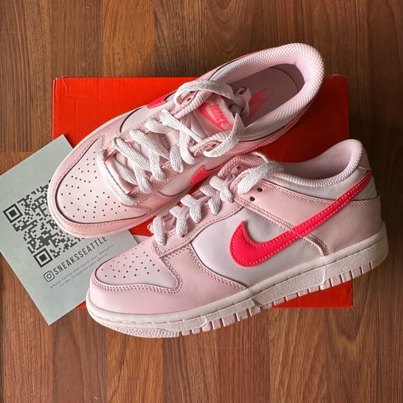 Nike Dunk Low Triple Pink (GS) Size 7Y/8.5W DH9765-600 - Free 